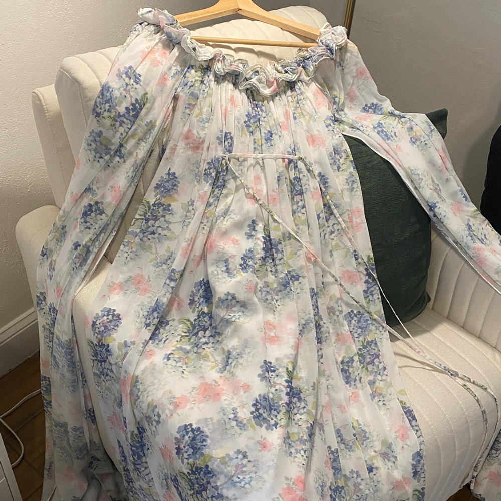 Floral Off-Shoulder Maxi Dress - Picture 2 of 2